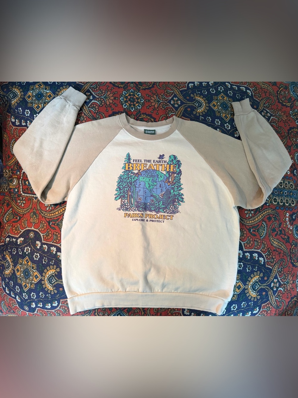 Parks Project Men’s "Breathe" Graphic Sweatshirt - Cream